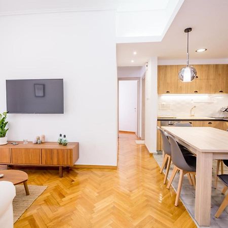 In The Shadow Of Acropolis - Spacious & Lovely Apt 아테네 외부 사진